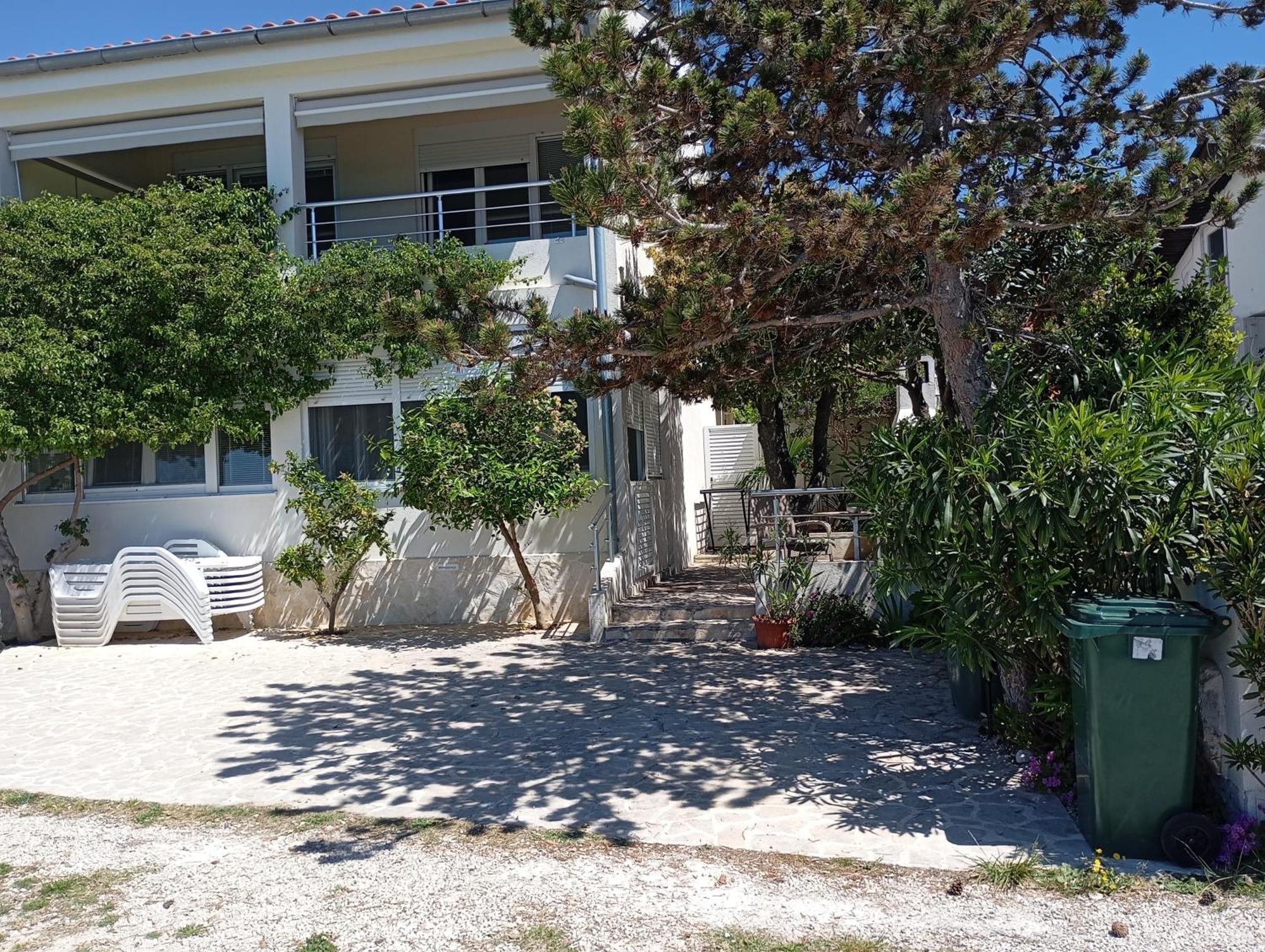 Apartment Sanja Petrčane Exterior foto